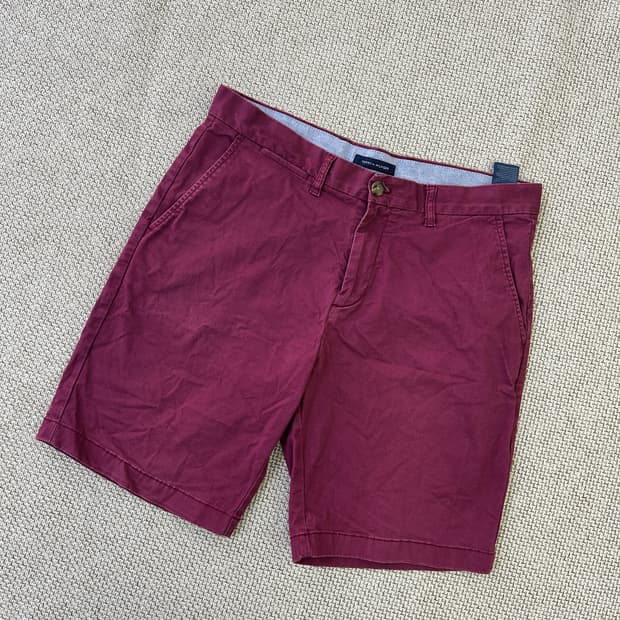 34 타미힐피거 클래식 핏 치노 반바지 0421D