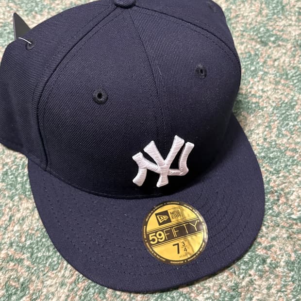 뉴에라 뉴욕 앙키스 7 3/4사이즈 새상품