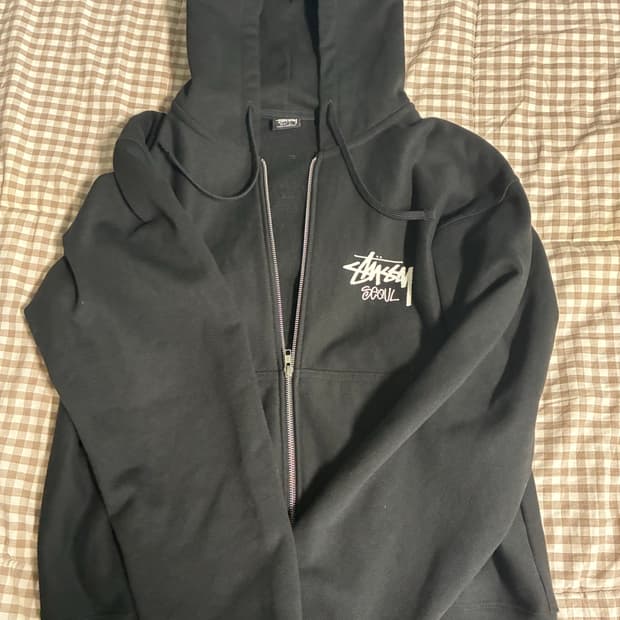스투시 서울 후드집업