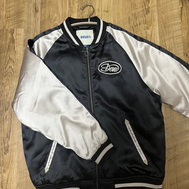 데우스 스키잔 M