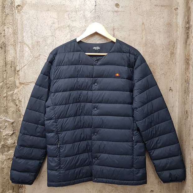 엘레쎄 경량 패딩 105사이즈 