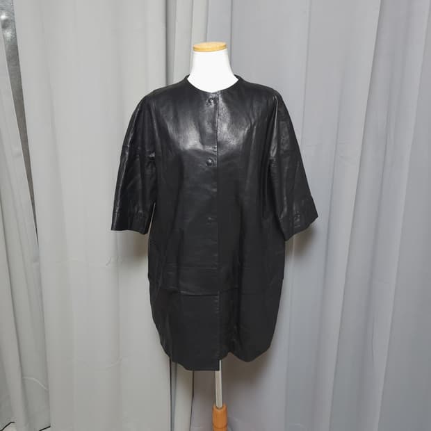 여성 램스킨 레더 롱자켓
66