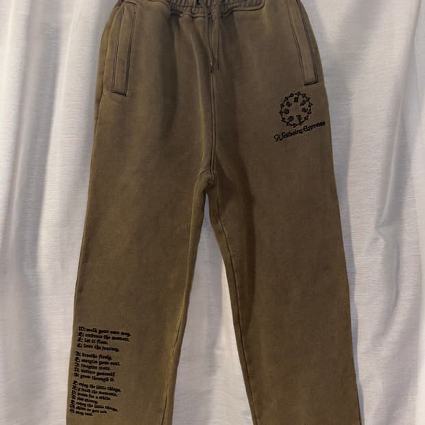 웰빙익스프레스 Message Sweat Pants Ash Khaki