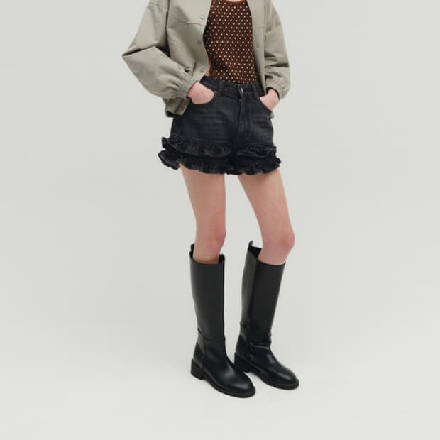 솔티페블  FRILL FLARE DENIM SHORTS [BLACK]
