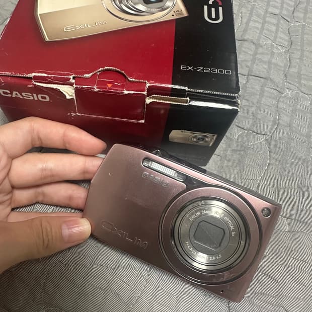 카시오 엑슬림 ex-z2300 아일릿 모카 빈티지 디카 디지털카메라