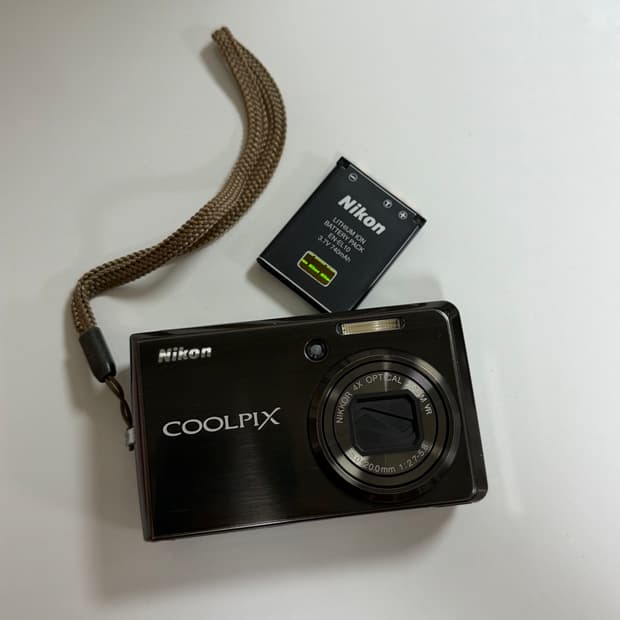 니콘 쿨픽스 s600 디지털 카메라 디카