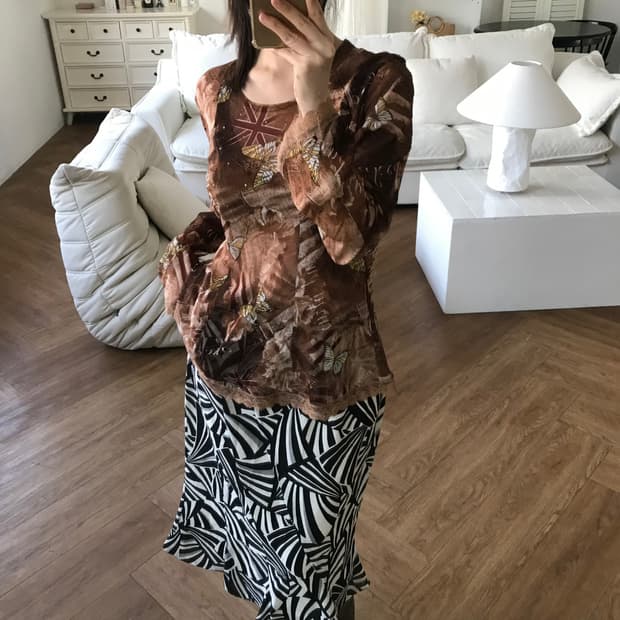 vintage pattern lace top