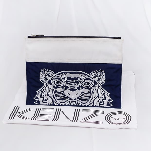 겐조 (KENZO) 컬러블럭 타이거 레터링 양면 로고 클러치백