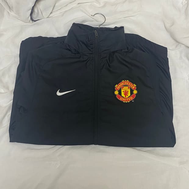 나이키 맨체스터 유나이트드 스톰핏 바람막이