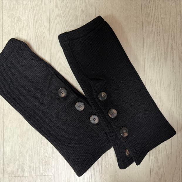 셋업이액스이 버튼레그워머 블랙