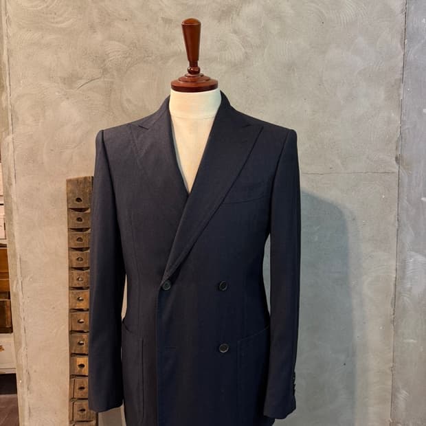 ATTIRE 더블 브레스티드 자켓 100
