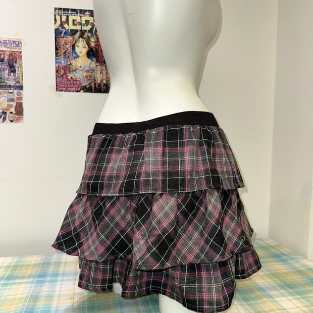 Pink Gray Check pattern skirt