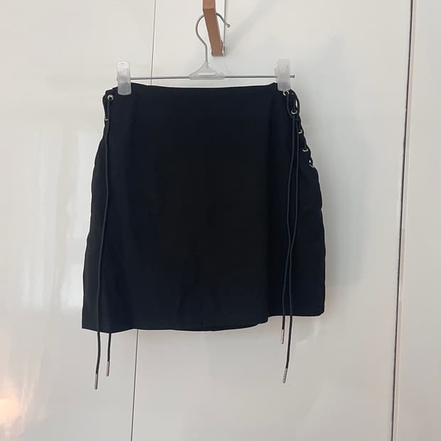 새상품 forever21 사이드 레이스업 리본 블랙 검정 스커트