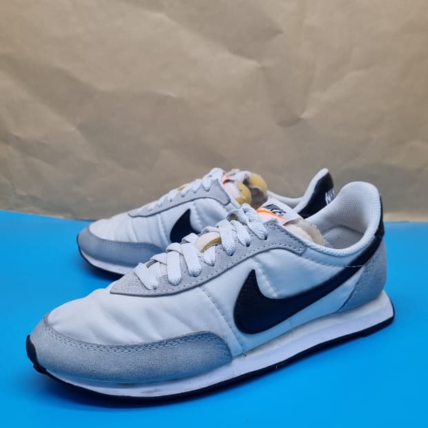 나이키 와플트레이너2 여성운동화230 