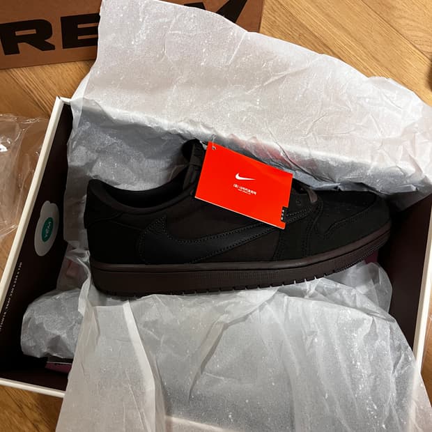 Jordan 1 x Travis Scott Retro Low OG SP