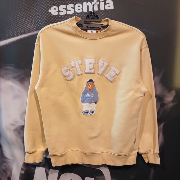 후아유 스티브 베어 맨투맨