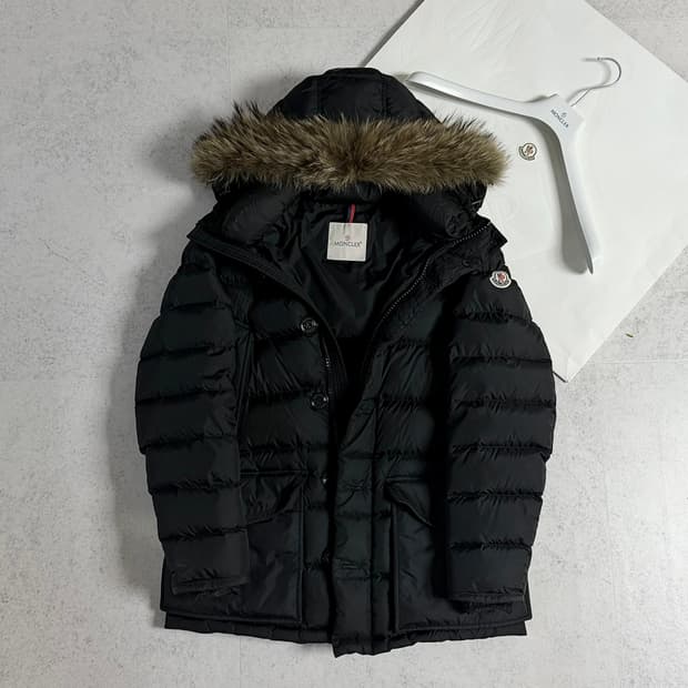 몽클레어 클루니 패딩 (백화점판)