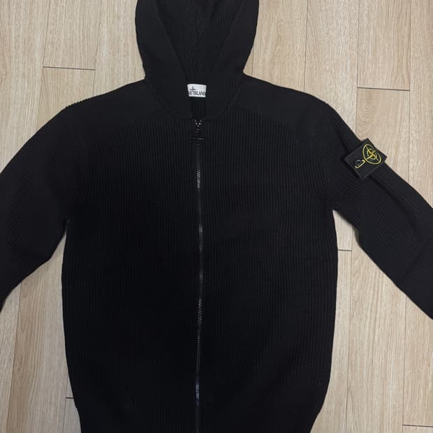 스톤아일랜드 니트집업 M