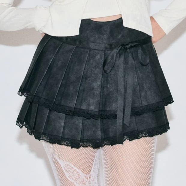 새상품)) 제로플래닛 클레어 비건 레더 플리츠 스커트 블랙