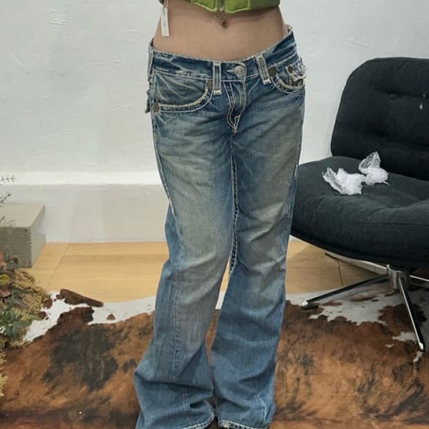 트루릴리젼 팬츠