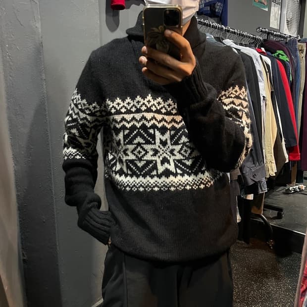 폴로 랄프로렌 에스닉 숄카라니트