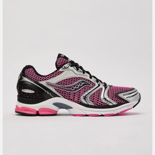 255 서코니 써코니 saucony 프로그리드 핑크 실버 러닝화 스니커즈
