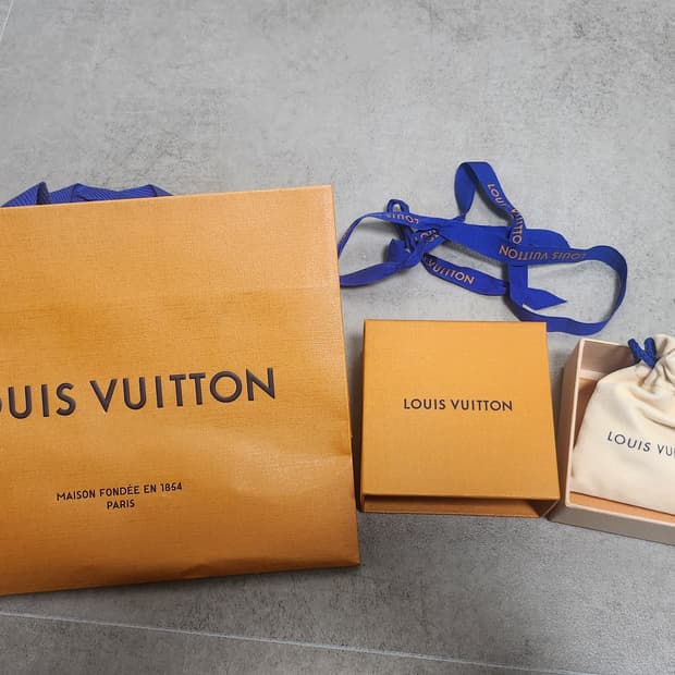 루이비통 팔찌 LV페이스 블랙 A급상품(짭아님)