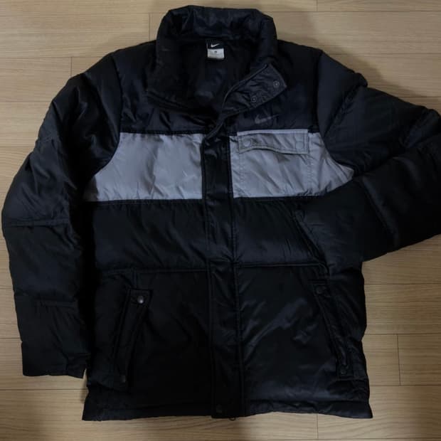 나이키 올드스쿨 패딩