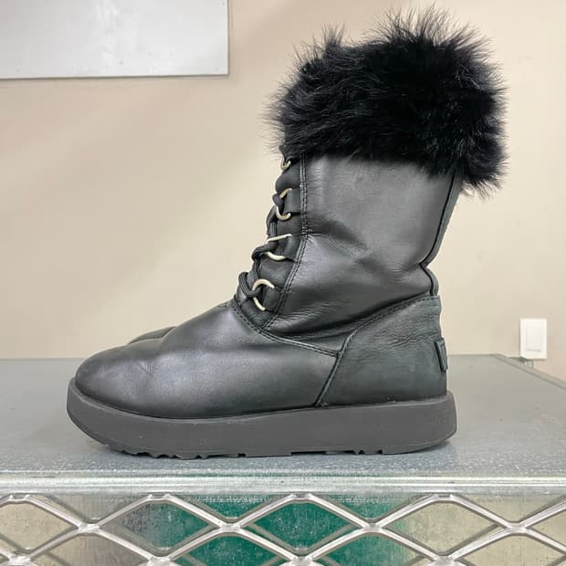 어그 Aya 워터프루프 레더 부츠 240