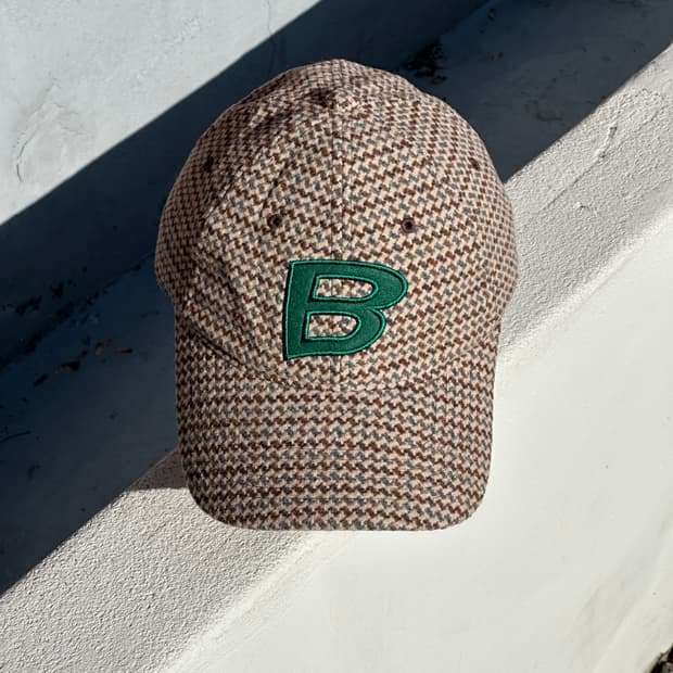 [M-L] 블러 로고 울 체크 볼캡 모자