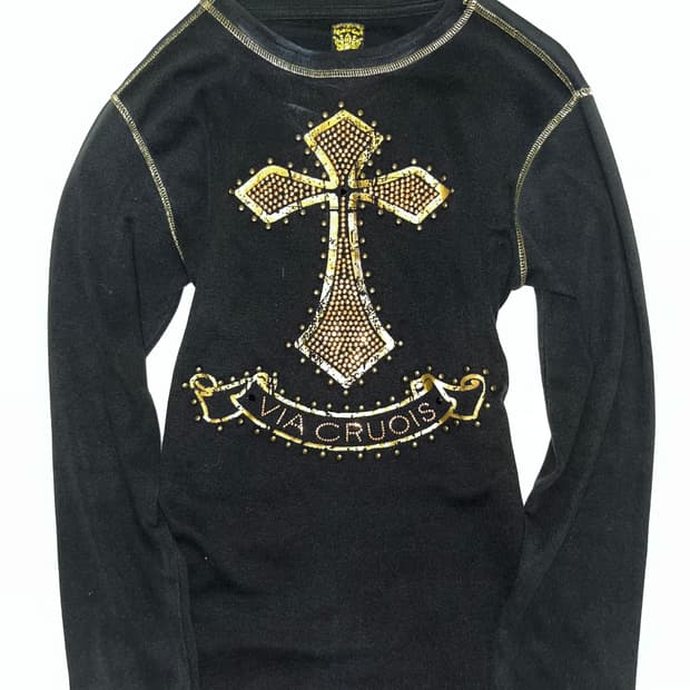 cross stud long sleeve