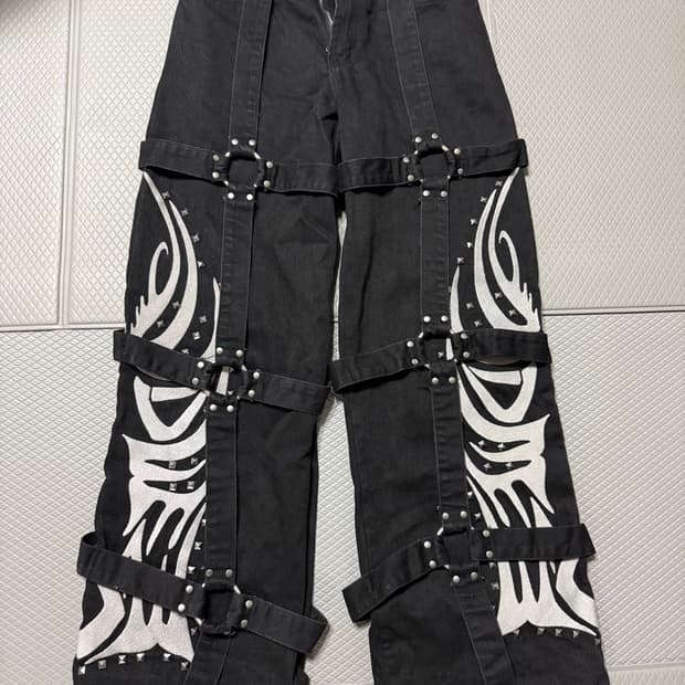 (W 30) 후 디사이즈 워 본디지 윙 데님 