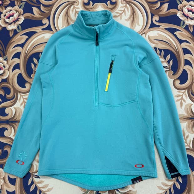 (S)오클리 Okaley 폴라텍 하프집업