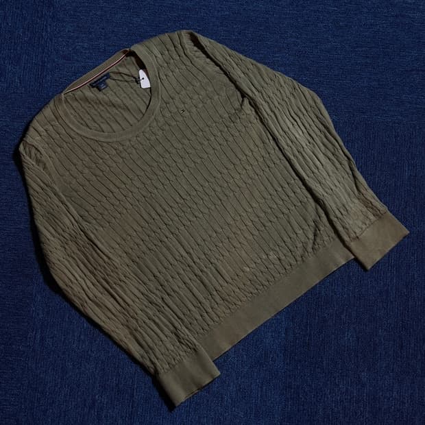 타미힐피거 케이블 니트 올리브