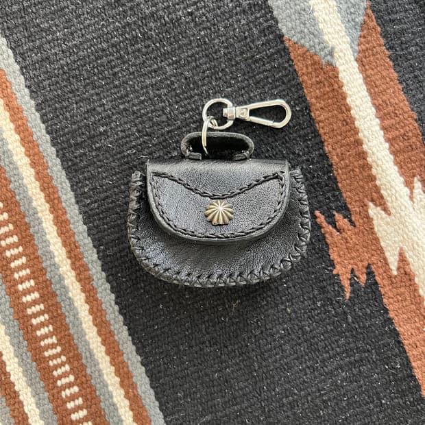 Airpods briefcase ( new color )