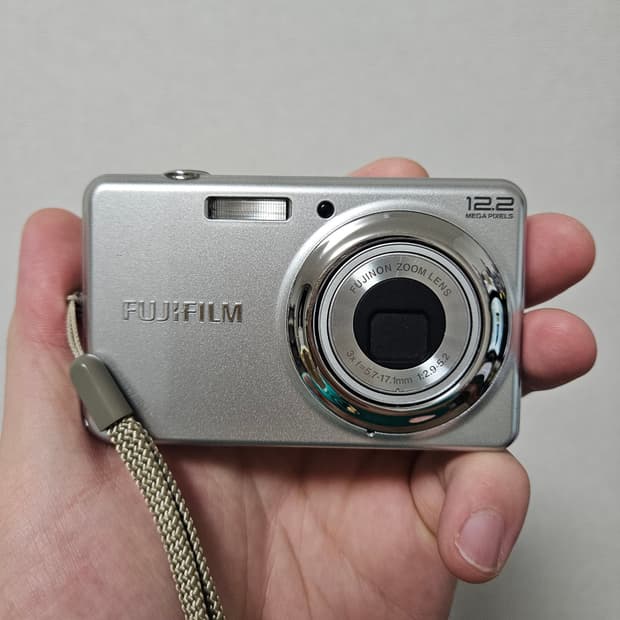 (르세라핌 김채원 디카) 후지필름 FINEPIX J30 디카 파인픽스