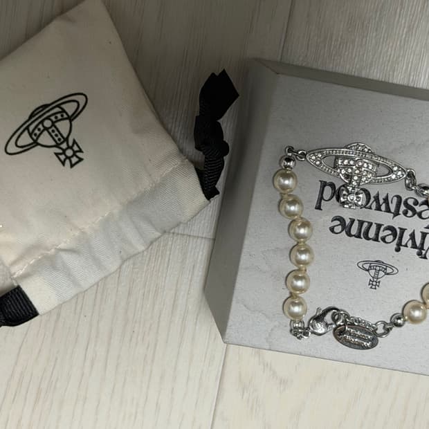 비비안웨스트우드 진주 팔찌