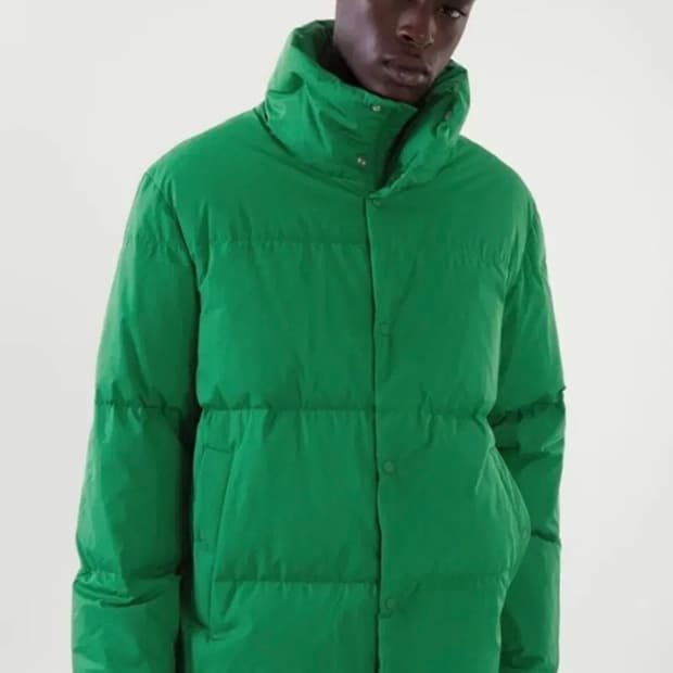 코스 보테가맛 그린 숏푸퍼 패딩