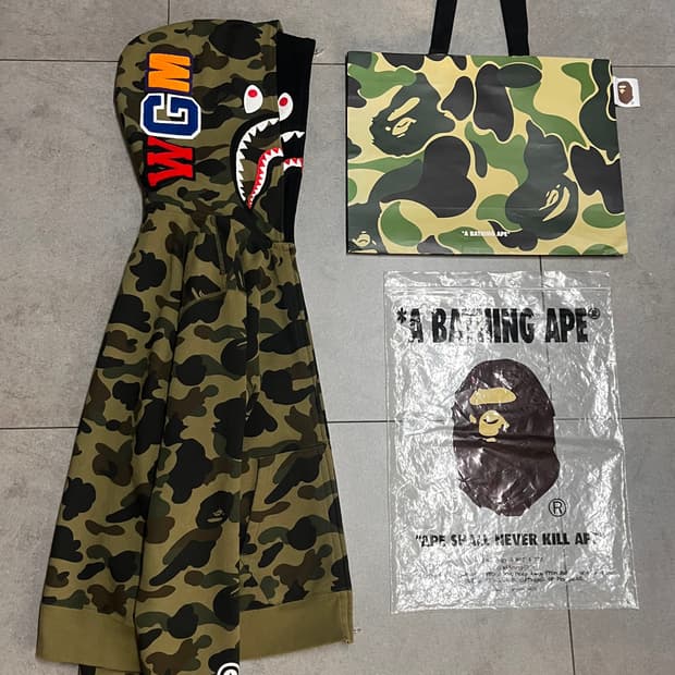 새상품급) 베이프 더블 후드 녹계 샤크 후드집업