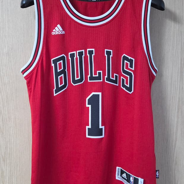 (착샷) 아디다스 시카고 불스 유니폼 스윙맨 데릭 로즈