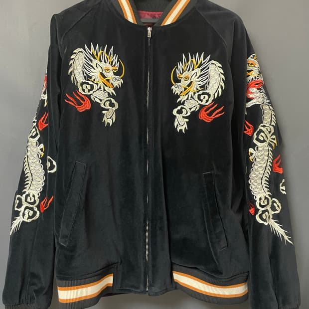 일본에서 구매한 스카잔 팝니다