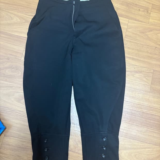 꼼데가르송 5버튼 팬츠