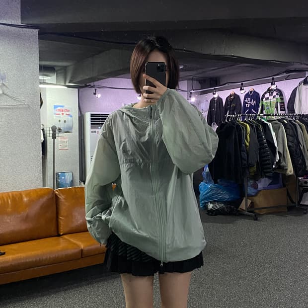 예일 스몰 로고 초 경량 바람막이 B2781  