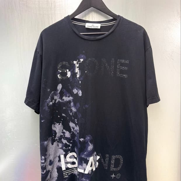 Stone Island 스톤 아일랜드 페인팅 그래픽 반소매 티셔츠