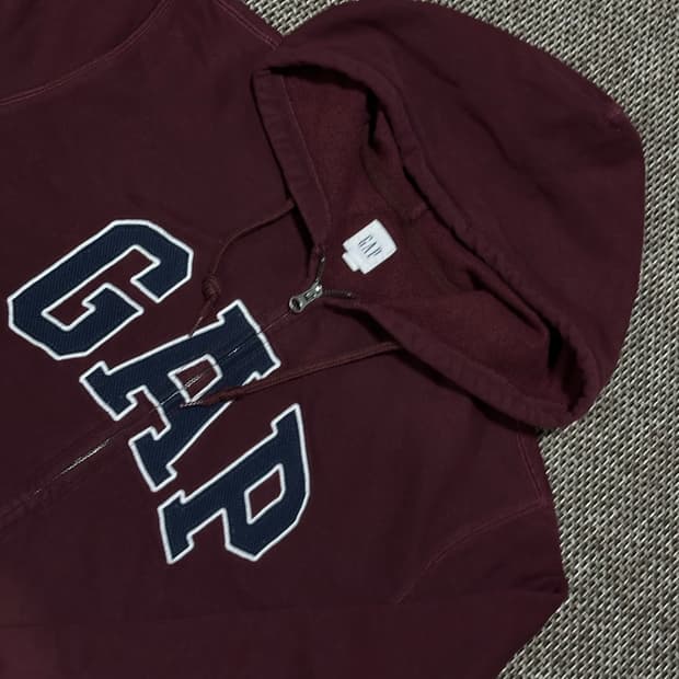 Gap 버건디 후드집업
