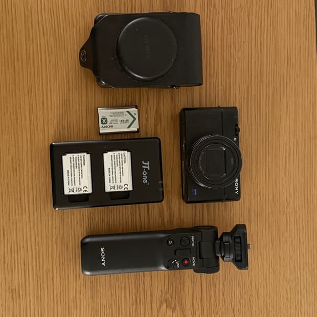 소니 RX100 VII (DSC-RX100M7) 하이엔드 디지털카메라