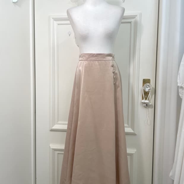 pink beige back banding button point lon