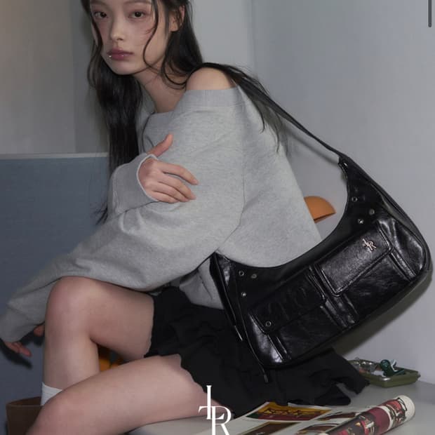 (새상품) 레더리 레이어링 숄더 앤 크로스백 [BLACK] 숄더백