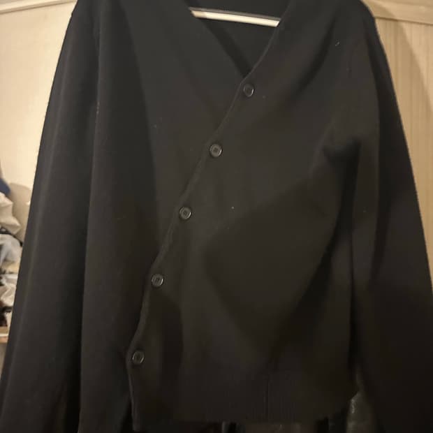 누마레 ee 사선 가디건 fw버전