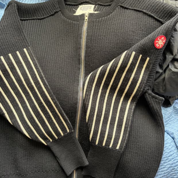 카브엠트 니트집업 L 팔아요